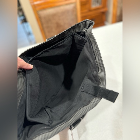 Red House Tote Bag NWT - Picture 4 of 7